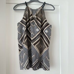 Chic Geometric Sleeveless Top in Brown and cream accents